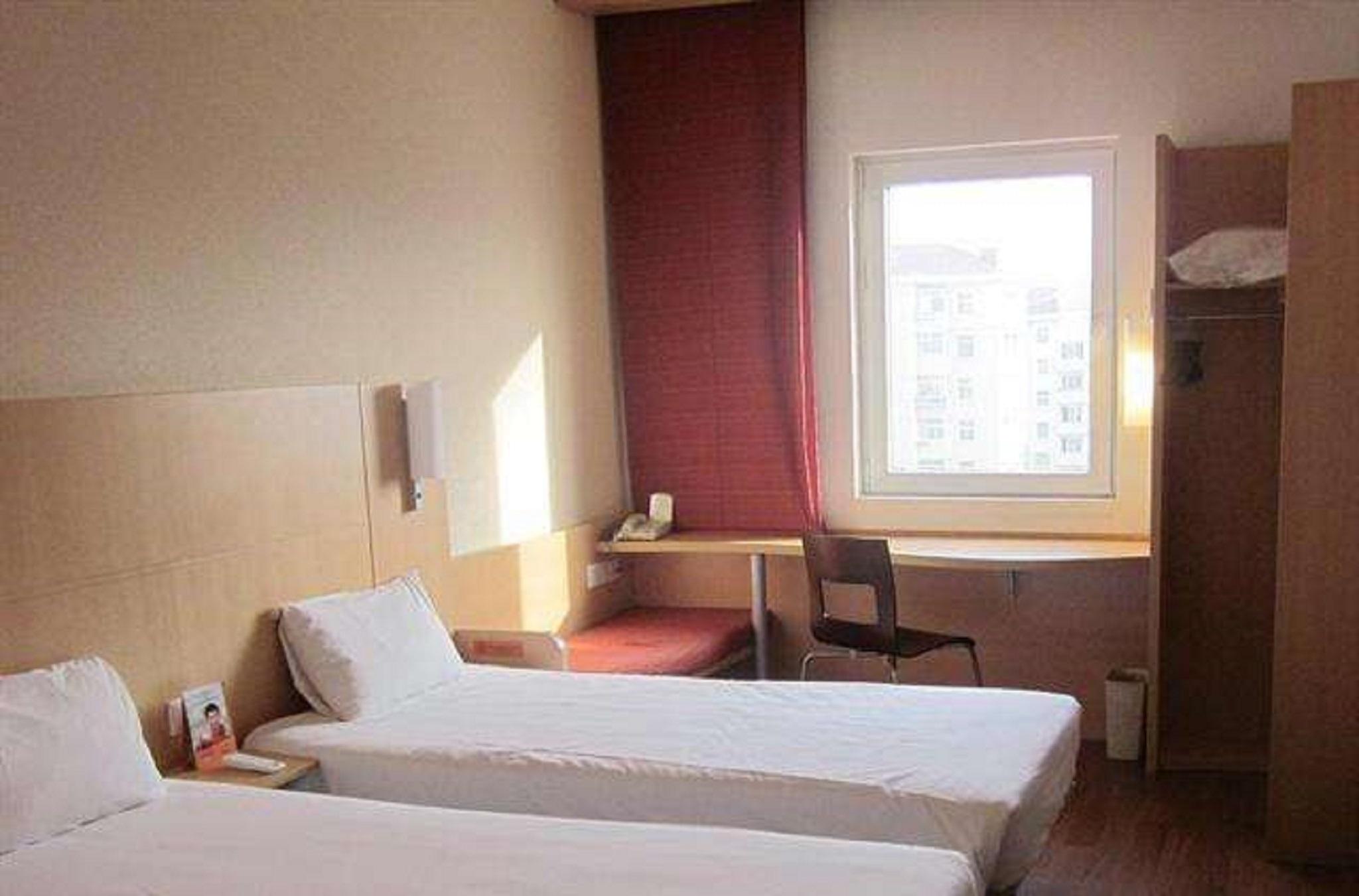 Hotel Ibis Qingdao Ningxia Road Zewnętrze zdjęcie