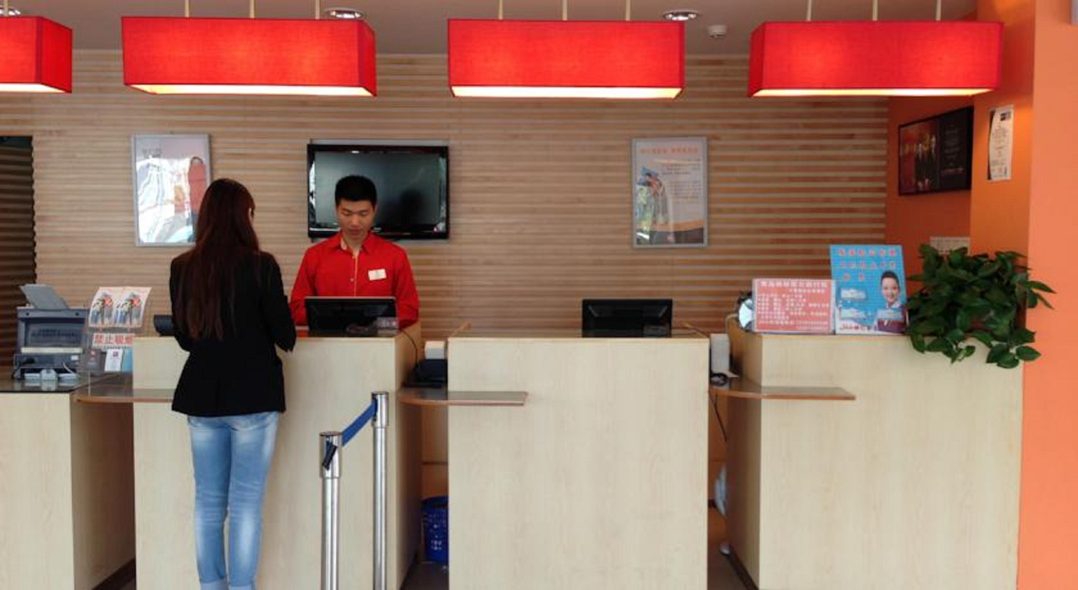 Hotel Ibis Qingdao Ningxia Road Zewnętrze zdjęcie