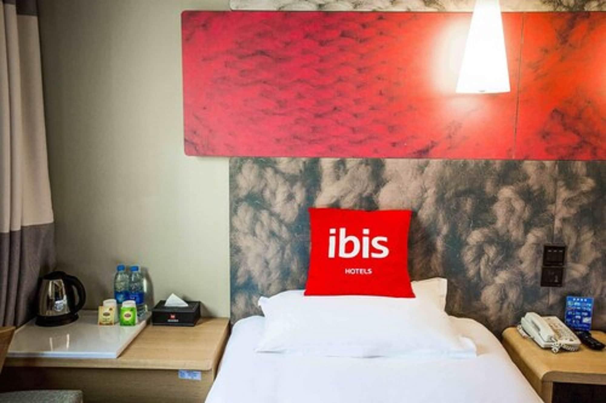 Hotel Ibis Qingdao Ningxia Road Zewnętrze zdjęcie