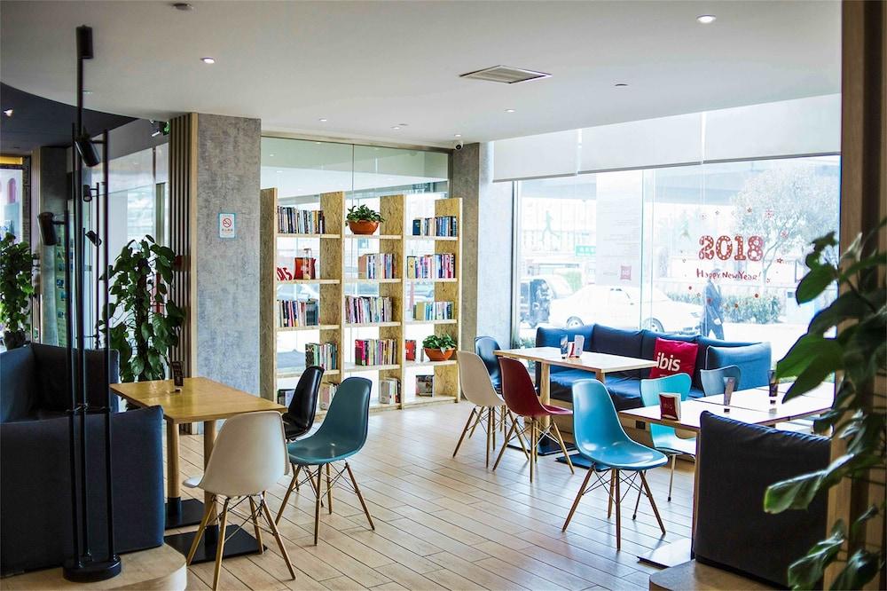 Hotel Ibis Qingdao Ningxia Road Zewnętrze zdjęcie
