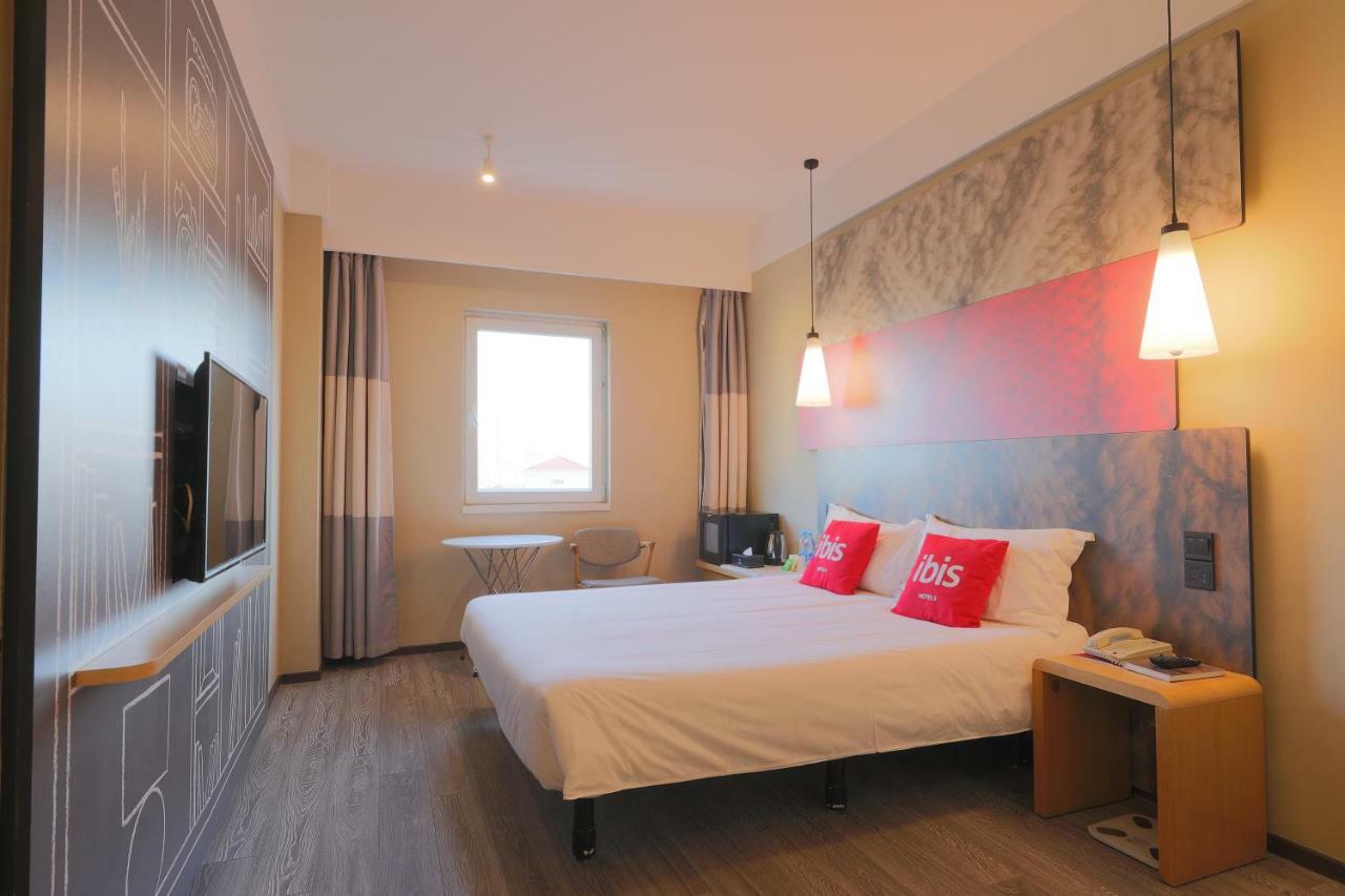 Hotel Ibis Qingdao Ningxia Road Zewnętrze zdjęcie