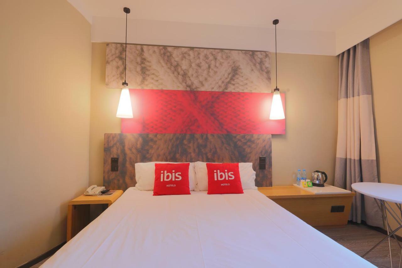Hotel Ibis Qingdao Ningxia Road Zewnętrze zdjęcie